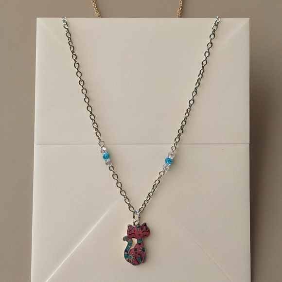 Hand Crafted  Girls Pink Cat Necklace with Blue Accent Beads - Picture 2 of 5